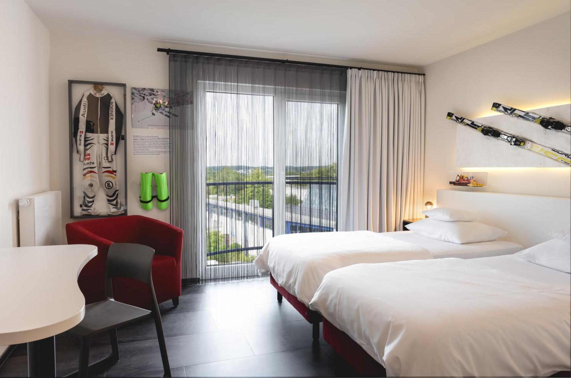 Sport- & Seminarhotel Glockenspitze Altenkirchen  Room photo
