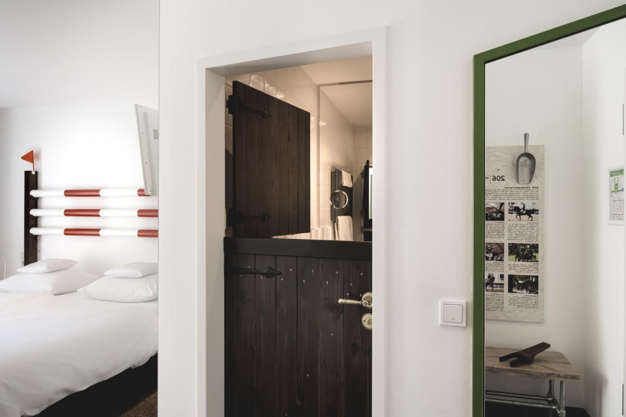 Sport- & Seminarhotel Glockenspitze Altenkirchen  Room photo